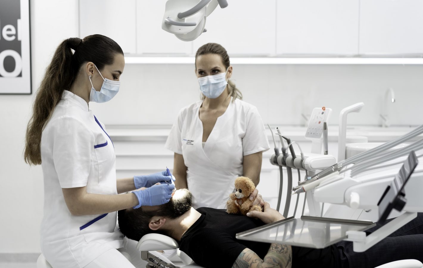 Diplomat Dental units will help take care of the health of every dentist. (fot: Diplomat Dental)